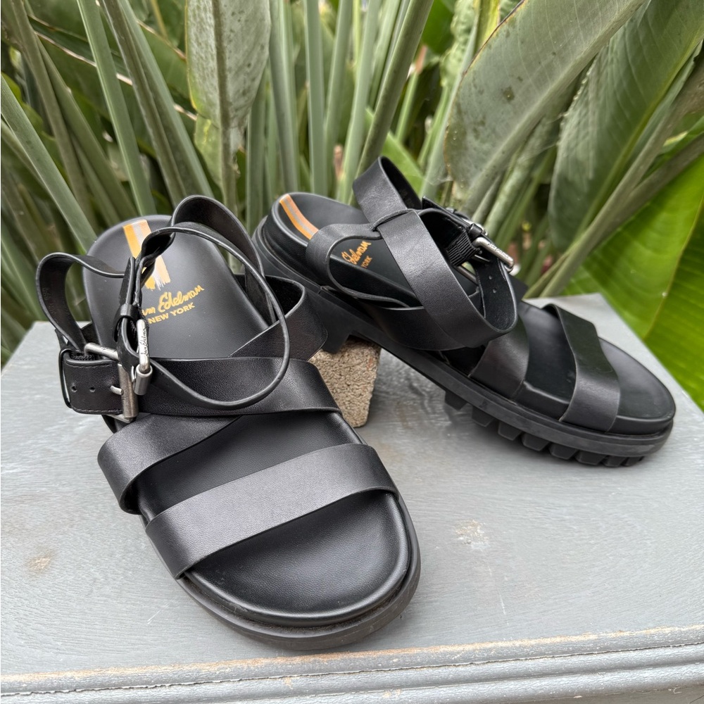 Sam Edelman size 7.5-8 Black Leather Sandals with Chunky Sole